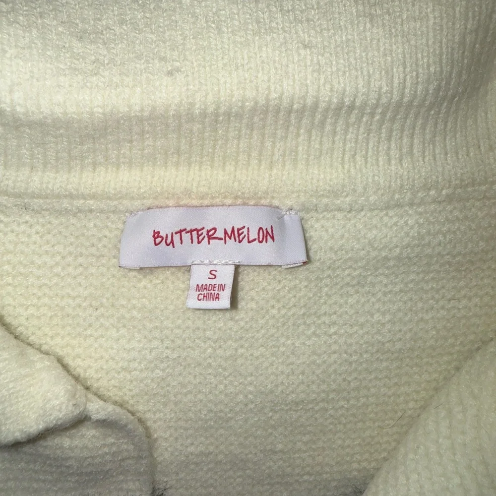 Women’s Butter Melon Striped Black and White Crop Sweater size SMALL (AZA)
